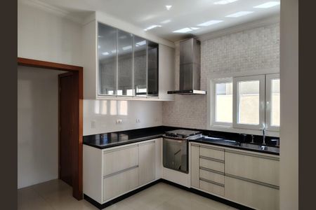 Casa para alugar com 415m², 3 quartos e 6 vagas