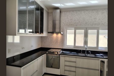 Casa para alugar com 415m², 3 quartos e 6 vagas