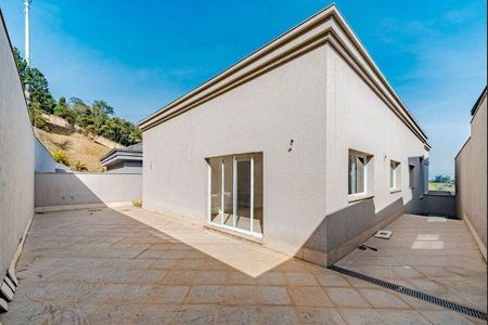 Casa à venda com 303m², 3 quartos e 2 vagas