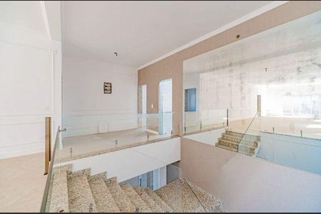 Casa à venda com 3 quartos, 303m² em Parque Sinai, Santana de Parnaíba