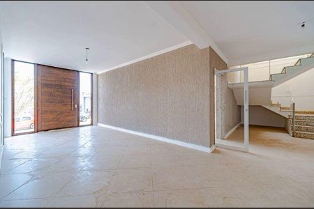 Casa à venda com 3 quartos, 303m² em Parque Sinai, Santana de Parnaíba