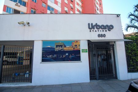 Apartamento para alugar com 75m², 2 quartos e 1 vaga Apartamento para alugar com 75m², 2 quartos e 1 vagaFachada e portaria