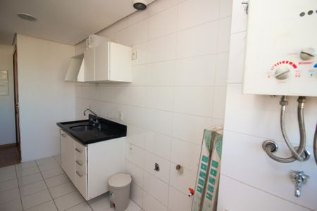 Apartamento para alugar com 75m², 2 quartos e 1 vaga Apartamento para alugar com 75m², 2 quartos e 1 vagaCozinha e Área de Serviço
