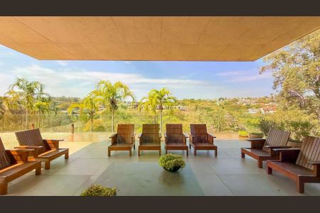 Casa de condomínio à venda com 450m², 4 quartos e 6 vagas