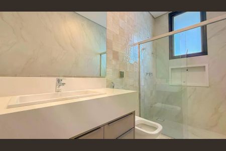 Casa de condomínio à venda com 450m², 4 quartos e 6 vagas