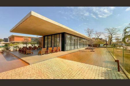Casa de condomínio à venda com 450m², 4 quartos e 6 vagas
