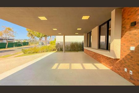 Casa de condomínio à venda com 450m², 4 quartos e 6 vagas