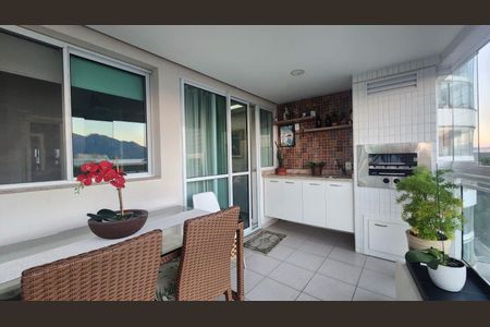 Apartamento à venda com 84m², 2 quartos e 1 vaga