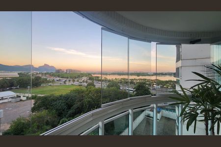 Apartamento à venda com 84m², 2 quartos e 1 vaga