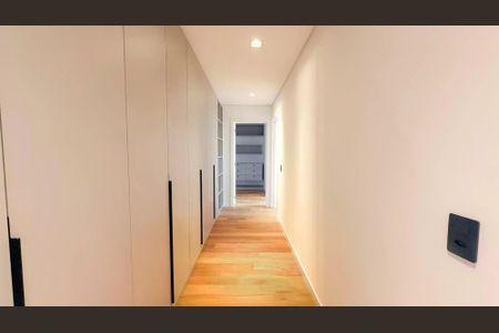 Casa de condomínio à venda com 665m², 5 quartos e 4 vagas
