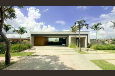 Casa de condomínio à venda com 665m², 5 quartos e 4 vagas