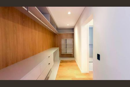 Casa de condomínio à venda com 665m², 5 quartos e 4 vagas