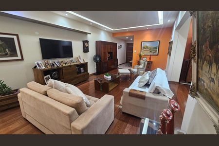 Apartamento à venda com 167m², 3 quartos e 1 vaga