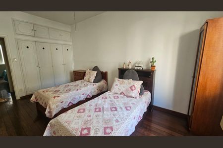 Apartamento à venda com 167m², 3 quartos e 1 vaga