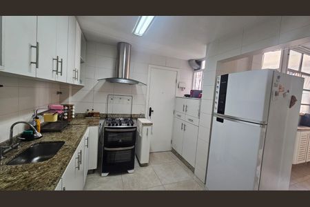 Apartamento à venda com 167m², 3 quartos e 1 vaga
