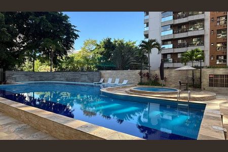 Apartamento à venda com 306m², 3 quartos e 3 vagas