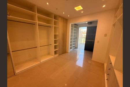 Apartamento à venda com 306m², 3 quartos e 3 vagas