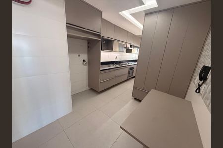 Apartamento à venda com 306m², 3 quartos e 3 vagas