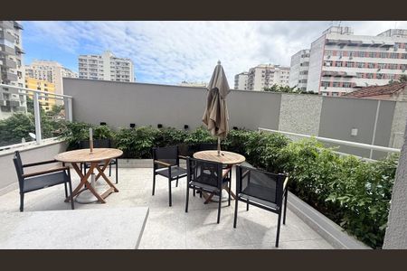 Apartamento à venda com 60m², 2 quartos e 1 vaga