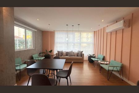 Apartamento à venda com 60m², 2 quartos e 1 vaga