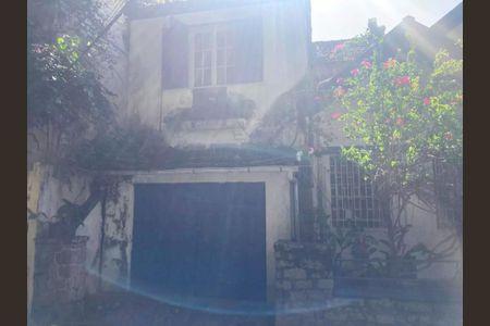 Casa à venda com 280m², 4 quartos e 1 vaga