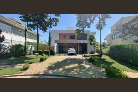 Casa para alugar com 312m², 3 quartos e 6 vagas