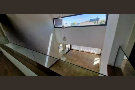 Casa para alugar com 312m², 3 quartos e 6 vagas