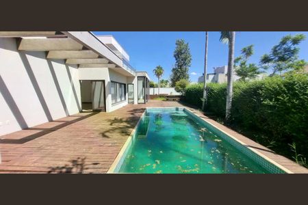 Casa para alugar com 312m², 3 quartos e 6 vagas