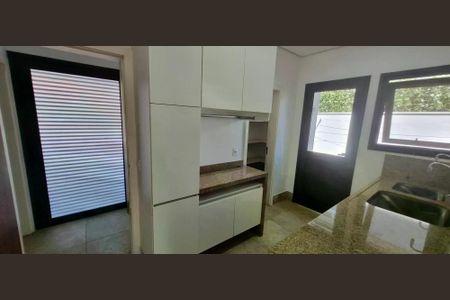 Casa para alugar com 312m², 3 quartos e 6 vagas