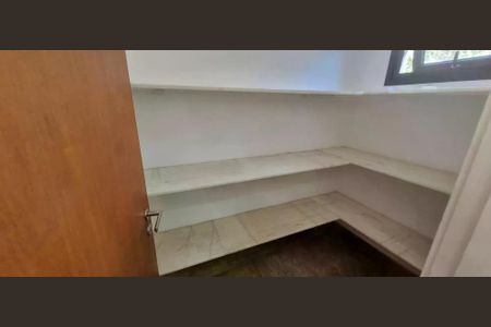 Casa para alugar com 312m², 3 quartos e 6 vagas