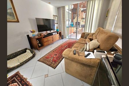 Casa à venda com 3 quartos, 178m² em Residencial Dois (Tambore), Santana de Parnaíba