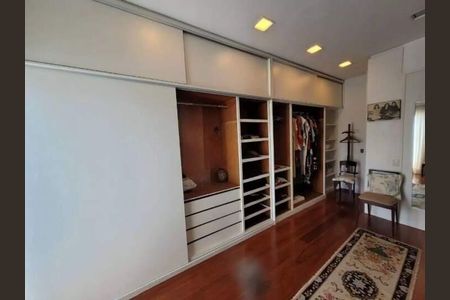 Apartamento à venda com 321m², 4 quartos e 3 vagas