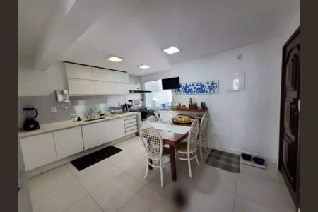 Apartamento à venda com 321m², 4 quartos e 3 vagas