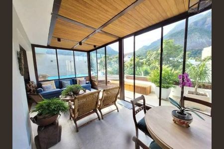 Apartamento à venda com 321m², 4 quartos e 3 vagas