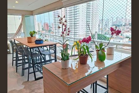 Apartamento à venda com 126m², 3 quartos e 2 vagas