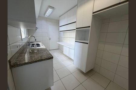 Apartamento à venda com 170m², 3 quartos e 2 vagas