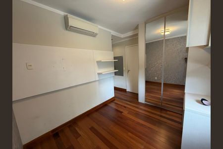 Apartamento à venda com 170m², 3 quartos e 2 vagas
