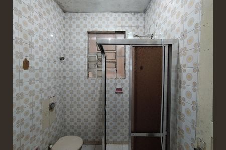 Casa à venda com 200m², 2 quartos e 1 vagaBanheiro - torneira
