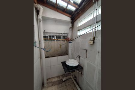 Casa à venda com 200m², 2 quartos e 1 vagaÁrea de Serviço