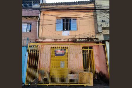 Fachada  de casa à venda com 2 quartos, 200m² em Vila Brasilina, São Paulo