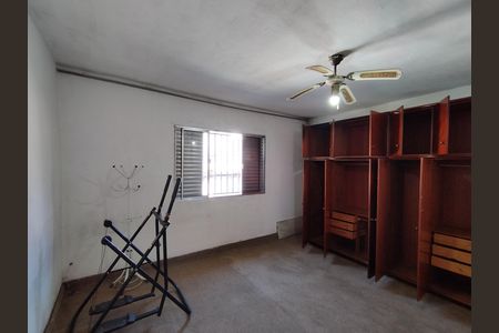Casa à venda com 200m², 2 quartos e 1 vagaQuarto 