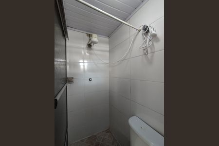 Banheiro - torneira de casa à venda com 2 quartos, 200m² em Vila Brasilina, São Paulo