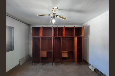 Casa à venda com 200m², 2 quartos e 1 vagaQuarto 