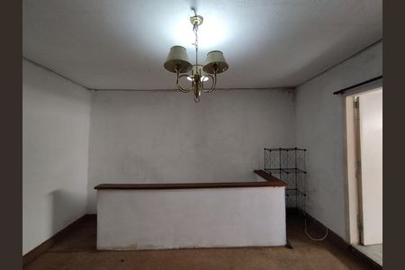 Casa à venda com 200m², 2 quartos e 1 vagaQuarto 