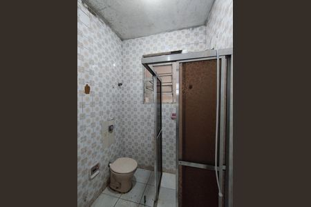 Casa à venda com 200m², 2 quartos e 1 vagaBanheiro - torneira