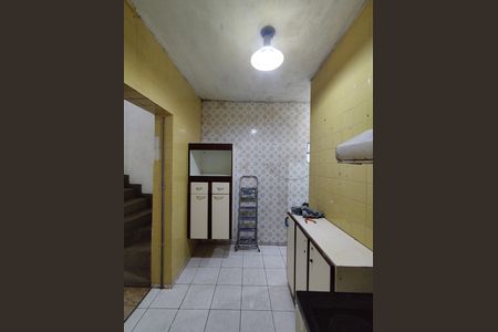 Casa à venda com 200m², 2 quartos e 1 vagaCozinha - Torneira