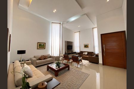 Casa à venda com 4 quartos, 320m² em Mont Blanc Résidence, Campinas