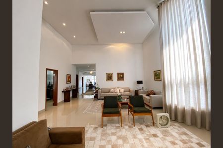 Casa à venda com 4 quartos, 320m² em Mont Blanc Résidence, Campinas