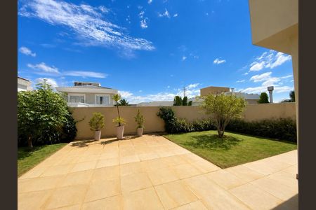 Casa à venda com 320m², 4 quartos e 4 vagas
