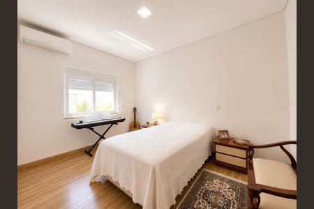 Casa à venda com 320m², 4 quartos e 4 vagas